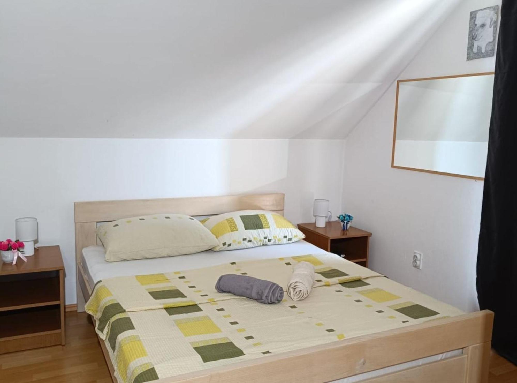 Apartmani Tea I Toni Gradiste Extérieur photo
